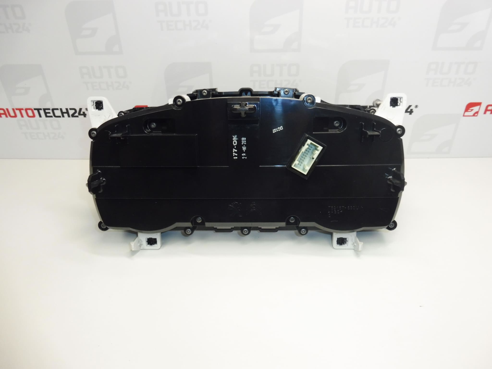 Tachometr Citroën Berlingo Peugeot OPEL 9817788180 - Obrázek 2