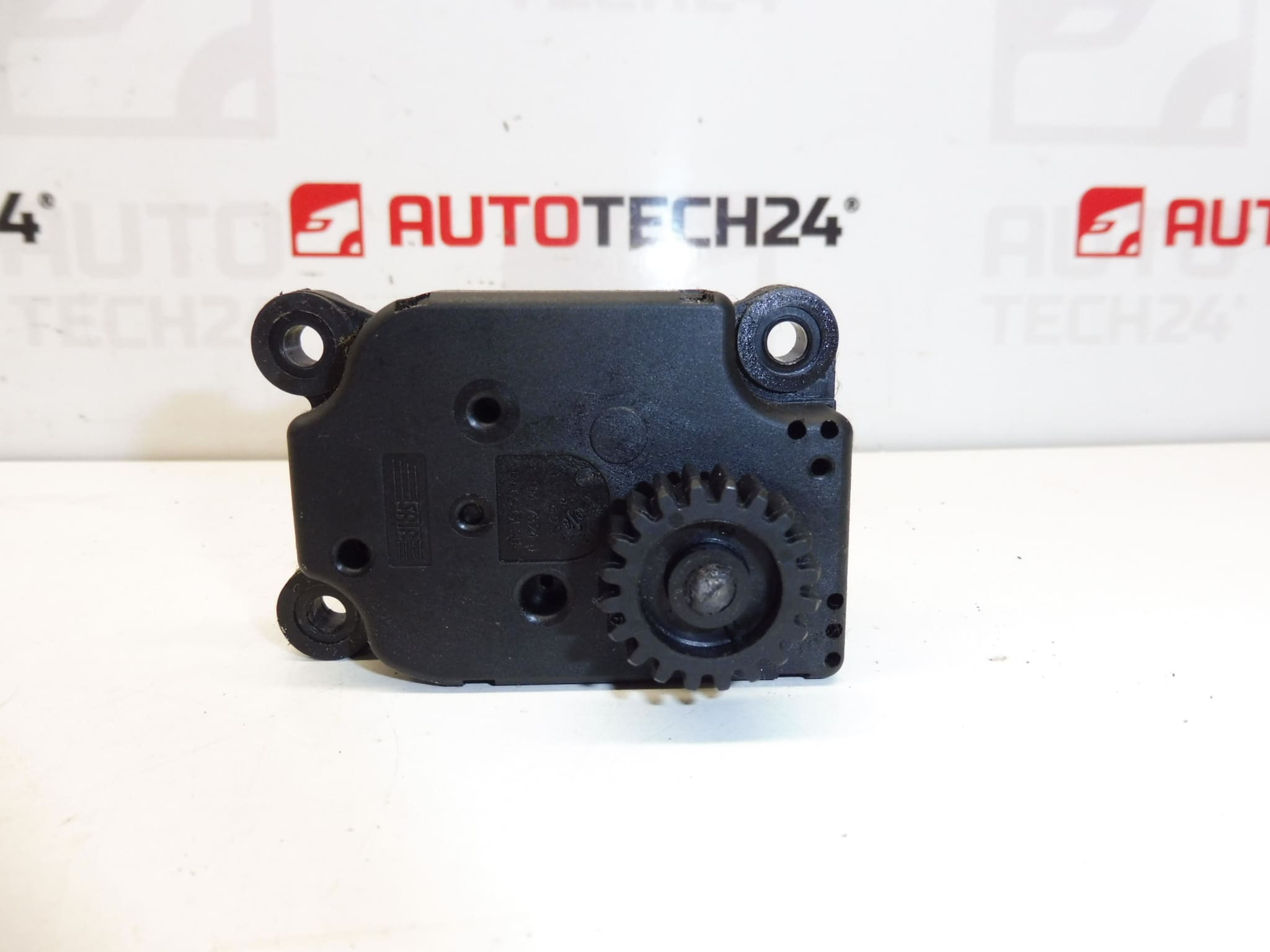 Servo topení BEHR H1959UB44 pro Citroën a Peugeot EAD512 6447RZ